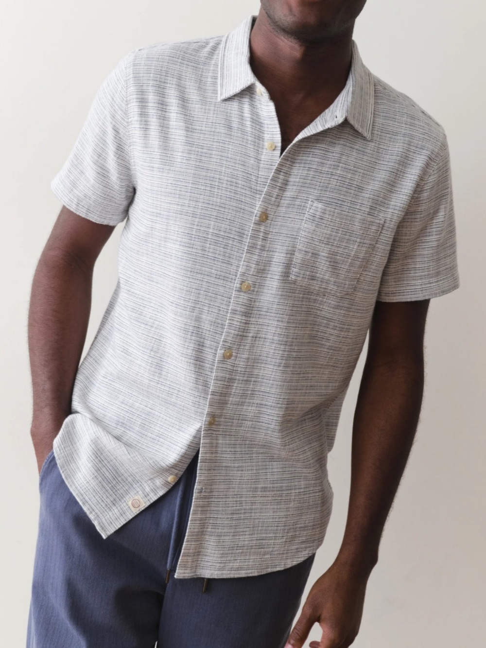 Marine Layer Stretch Selvage Short Sleeve Button Up Shirt M/L